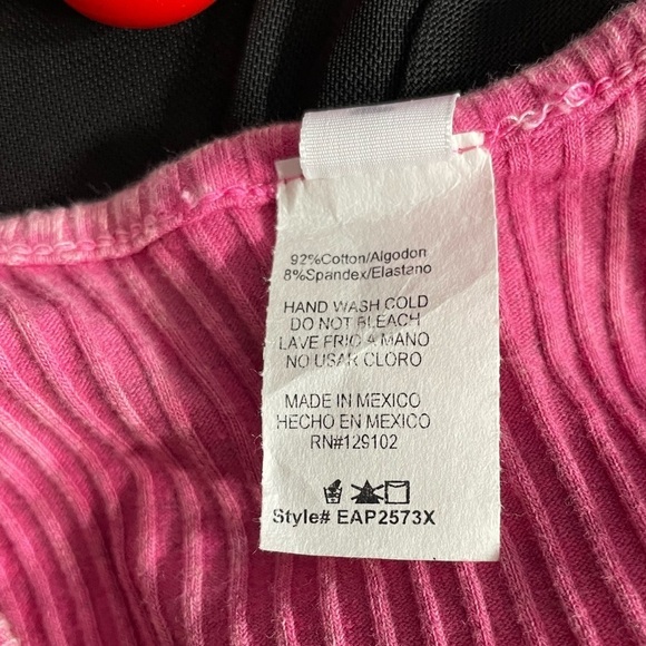 Women’s Brunt Mineral Wash Pink Sleeveless Top
New - Picture 7 of 8